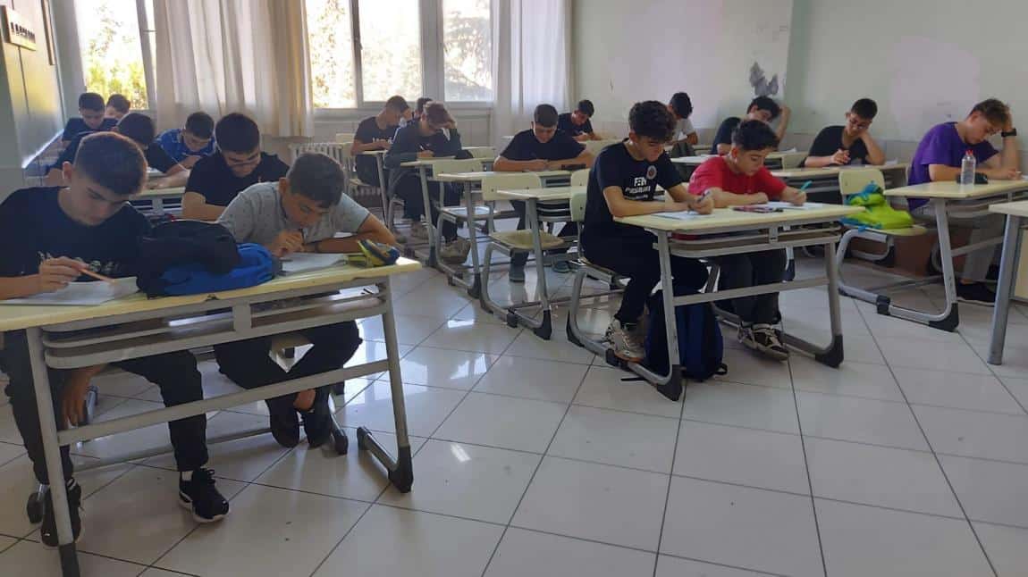 Hazırlık Sınıfları İngilizce Seviye Belirleme Sınavı yapıldı